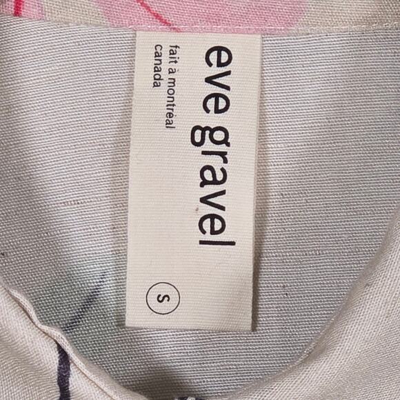 Eve Gravel Caterpillar Garden Design Hades Women's Shirt. Size Medium. - Picture 5 of 8